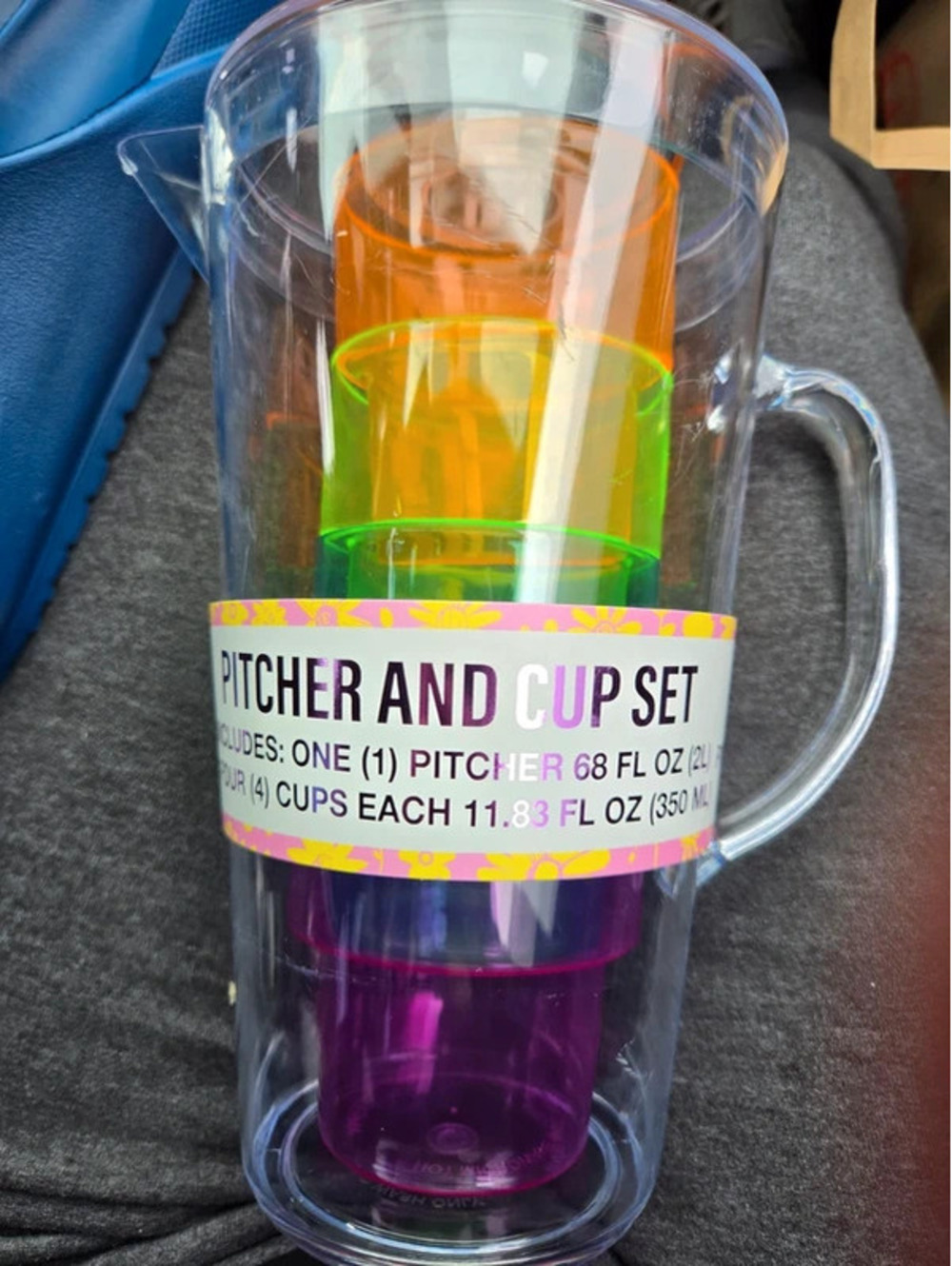 Pitcher with 4 cups